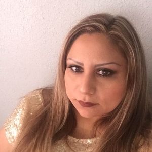 Meet your Posher, Yuli